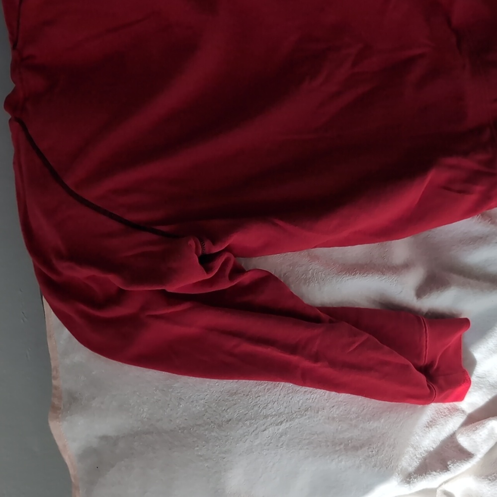 mens Reebok Red Sweatshirt - Picture 9 of 9